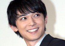 国宝級・吉沢亮が帰ってきた！ 孤高→柔和なイケメンにチェンジ。手越祐也ら“やらかし男子”たちのその後