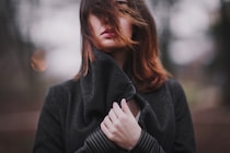 今思えばDVだった？ 避妊を拒否、養うからと退職させる…彼からの“密かな暴力”に気付いて！