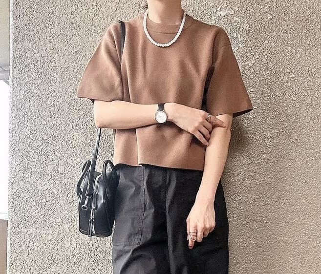 【ユニクロ】在庫は早い者勝ち！週5で活躍する「神トップス」が値下げ中