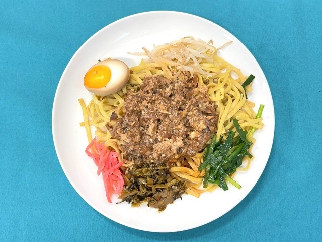 成城石井自家製 五香粉を効かせた自家製魯肉の台湾風意麺