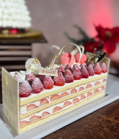 絶対予約したい!横浜ベイシェラトンの「2025クリスマスケーキ」| 世界を魅了した技が光る♡