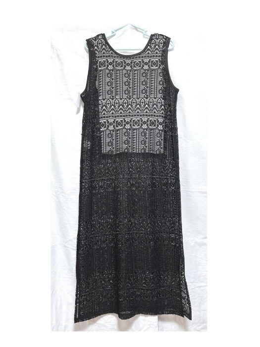 しまむらの「2セット タンクトップ＋レースワンピース」