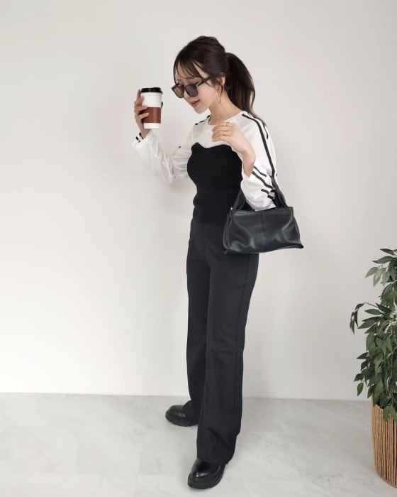 【GU】1490円で美脚見え♡メンズなのに神シルエットの「フレアスラックス」