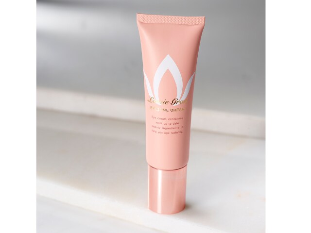 シワでもくすみでもない！ 美容業界歴40余年の美容愛好家・野毛まゆりが見つけた“若見え”のカギは「デルタゾーン」だった