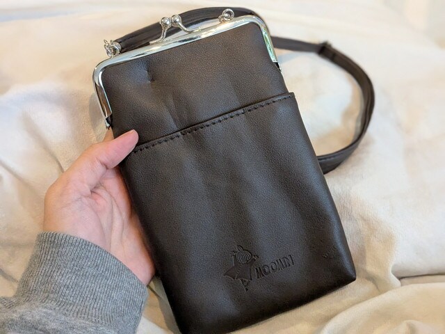 リトルミイとMOOMINロゴの型押し刻印