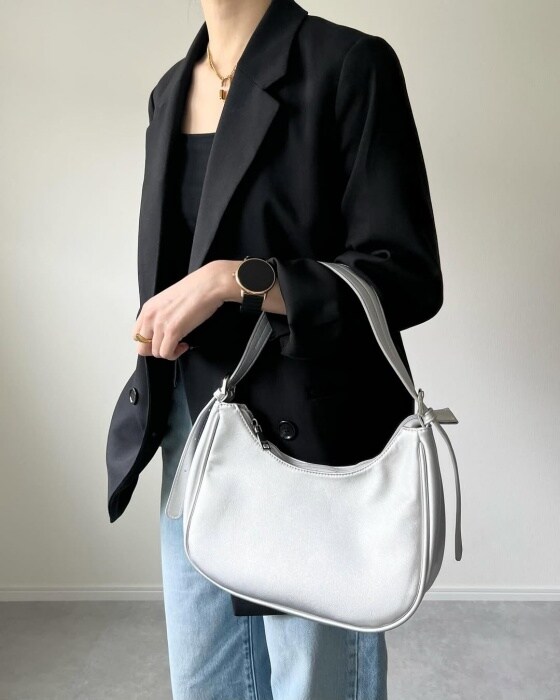 【GU】本当に5,000円以下！？オンオフ着回せる「高見えジャケット」3選