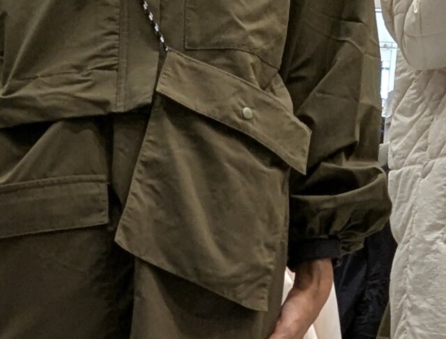 デタッチャブルトレルジャケットのポケット部分
