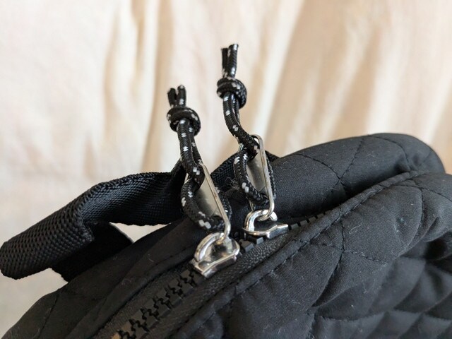 キプリングリュックダブルファスナー