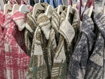 【ワークマン】これ本当に2000円台！？“高見えチェックアウター”が可愛すぎ♡