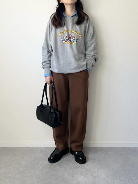 UNIQLOのドライスウェットカーブパンツのコーデ