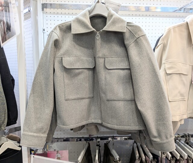 フェイクウールアウター