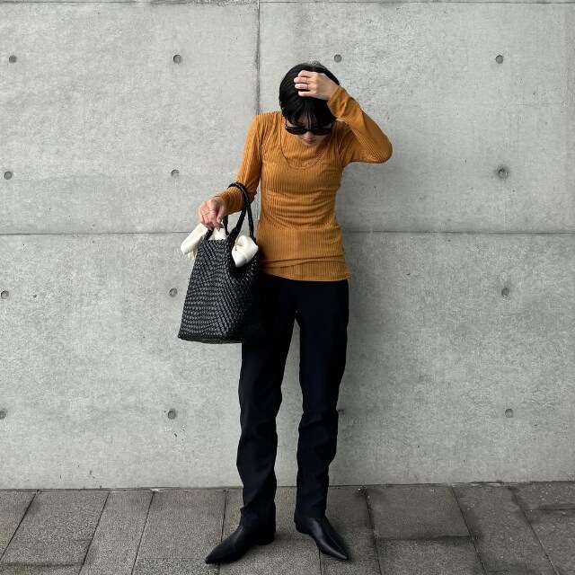 ウォームストレッチパンツを着用したコーデ