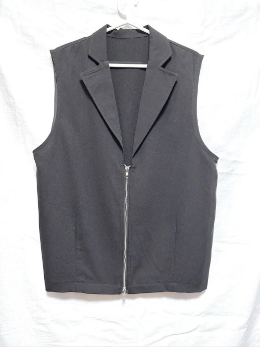 Avail「ZIPテーラードジレ」