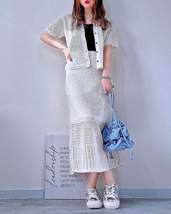 GU「透かし編みニットシャツ(半袖)」 