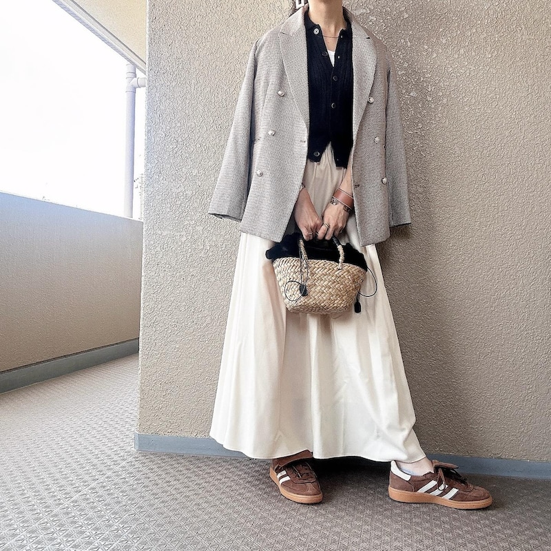 【UNIQLO】1290円に神値下げ！？大人の品格漂う「リブポロカーディガン」