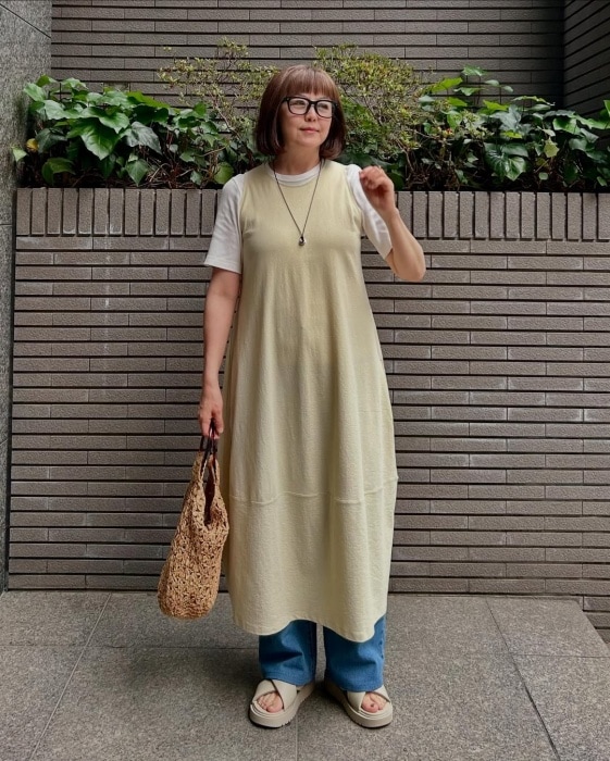 1290円は破格すぎ！UNIQLOの「ワンピ」が大人の着回しで優勝！