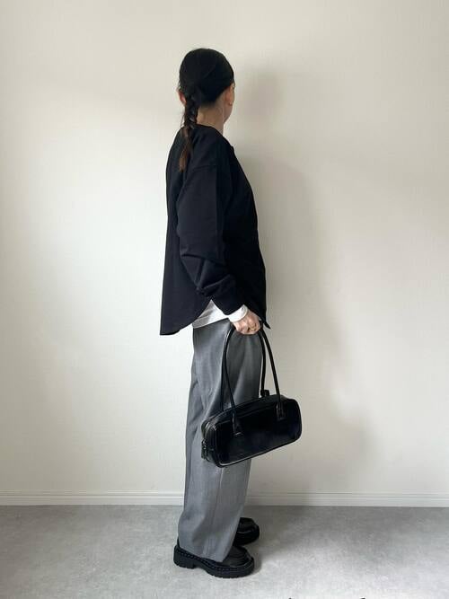 UNIQLOのグレーパンツ1