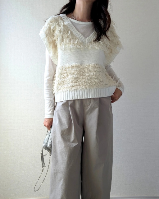 TT＊HARフリンジベストを着たコーデ