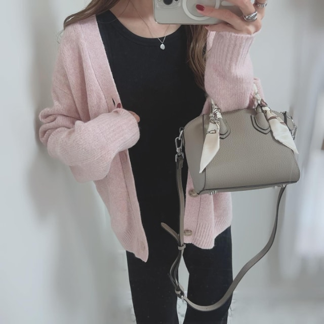 「GUで買えるって本当？」3000円以下で買える2025年の‟主役級カーディガン”