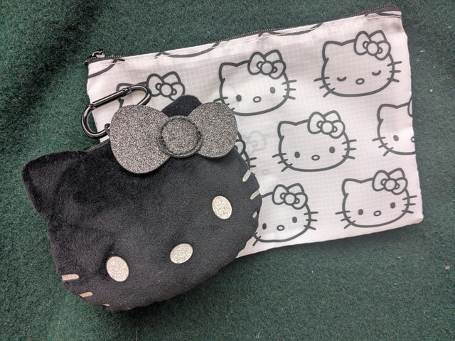 フェイスポーチ＆総柄ポーチ