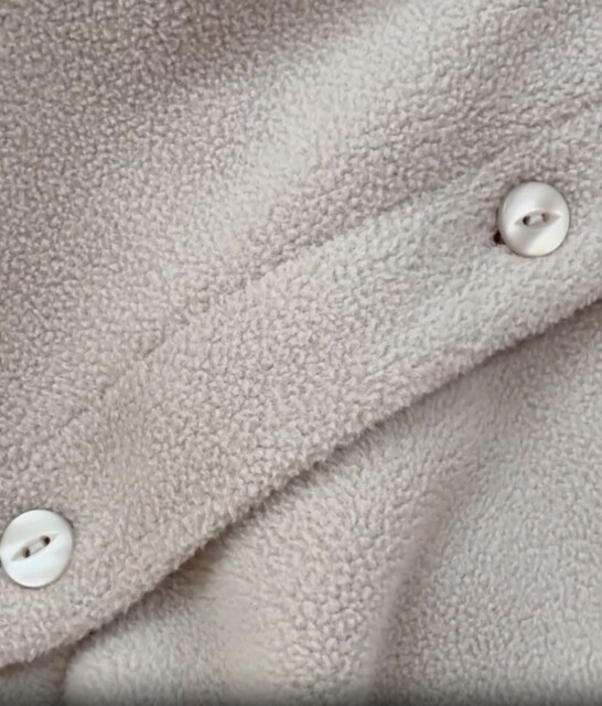フリースオーバーサイズカーディガンの素材感