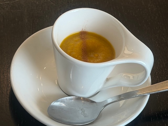 【期間限定】スローエイジングに話題の成分！ ハンバーグ注文で「還元型コエンザイムQ10スムージー」が無料に♡