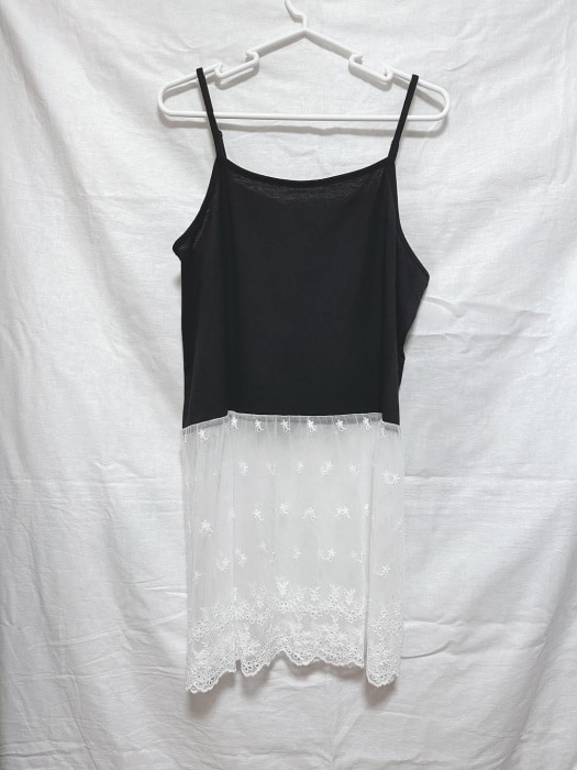 しまむら「裾レースキャミソールチュニック」