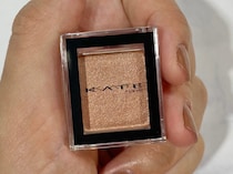 「この春、使って正解！」ドラッグストアで買えるアイシャドウBEST5