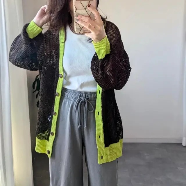 しまむら「メッシュ配色Vネックカーディガン」