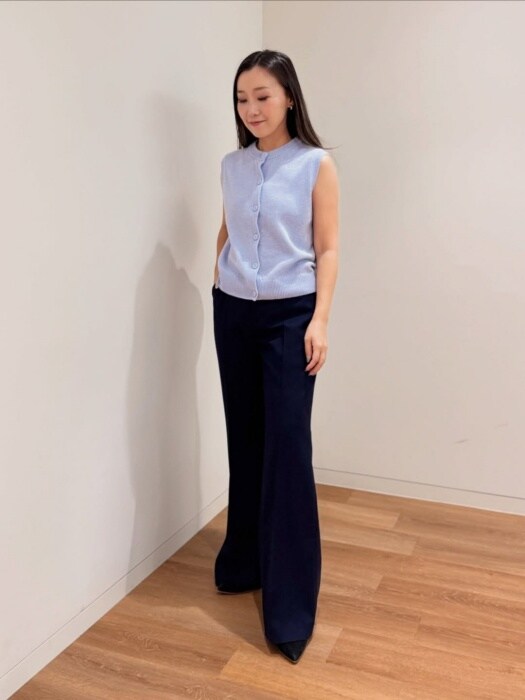 UNIQLO：C「フレアパンツ」