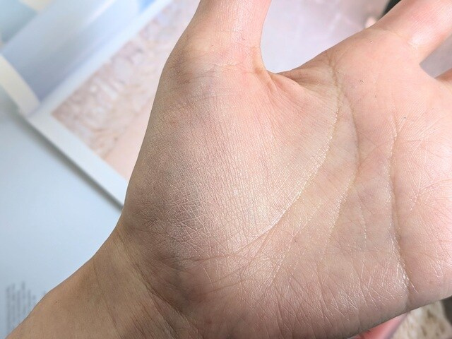 ミネラルスティックチークの写真