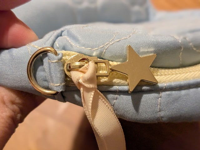 星型ファスナーチャームとDカン