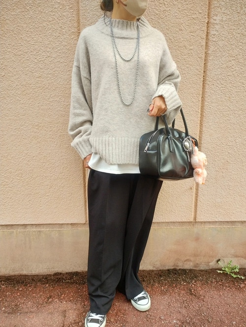 Availのアイボリーニット1