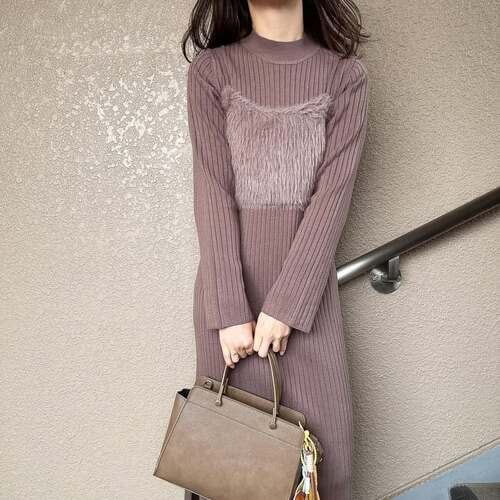 GUのニットアイテム1