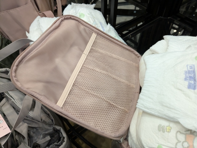 高撥水マザーズ圧縮ショルダーバッグの蓋の内側