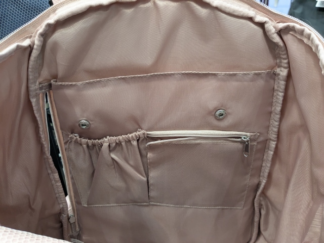 高撥水マザーズバッグインバッグリュックの中
