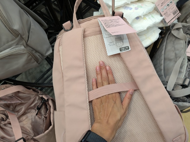 高撥水マザーズバッグインバッグリュックの裏側
