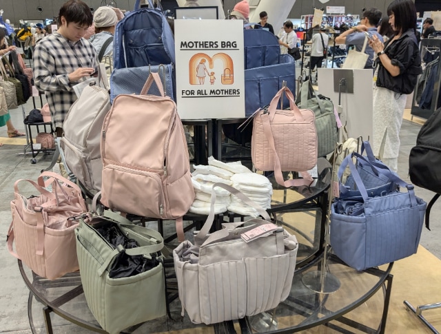 【ワークマン】年末年始の帰省、旅行に!最強スペックの「噂のマザーバッグ」