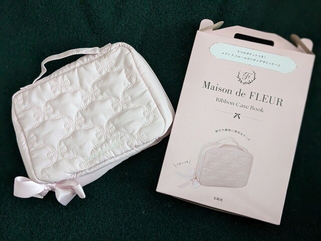 メゾンドフルールRibbonCasebook