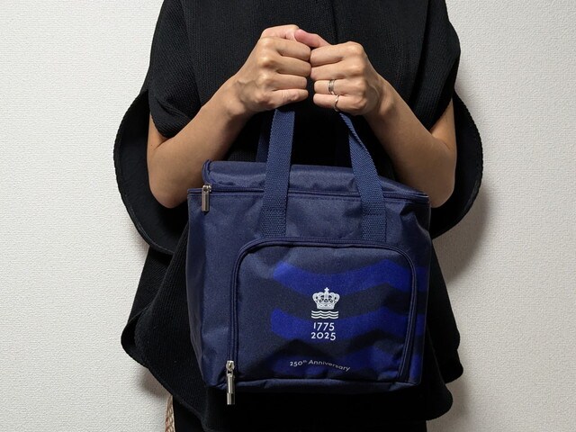 ロイヤル コペンハーゲン【250周年記念】付録見えしない高級クーラーバッグ♡
