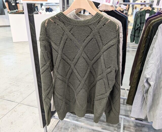 ダイヤ柄編ニットプルオーバー