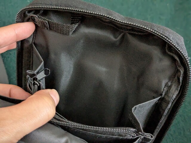 メイン室の仕切りと容量の様子