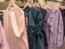 予想越えて大分お洒落でした…今季豊作、女性が着れる「ワークマンのメンズ服」