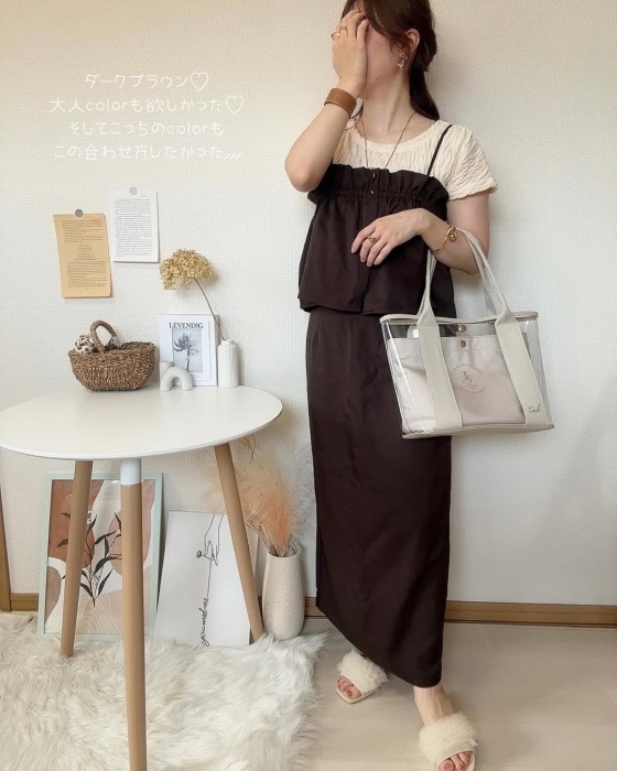 しまむら「ビスチェ＋ナロースカート」