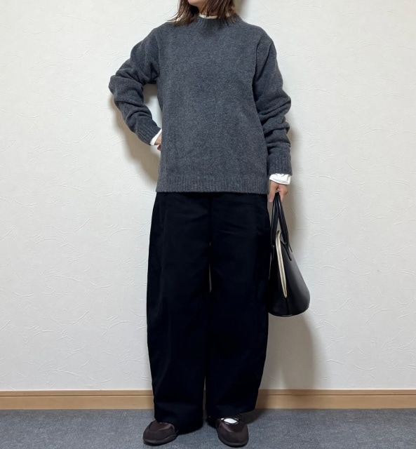 UNIQLO：C「コットンカーブアンクルパンツ」