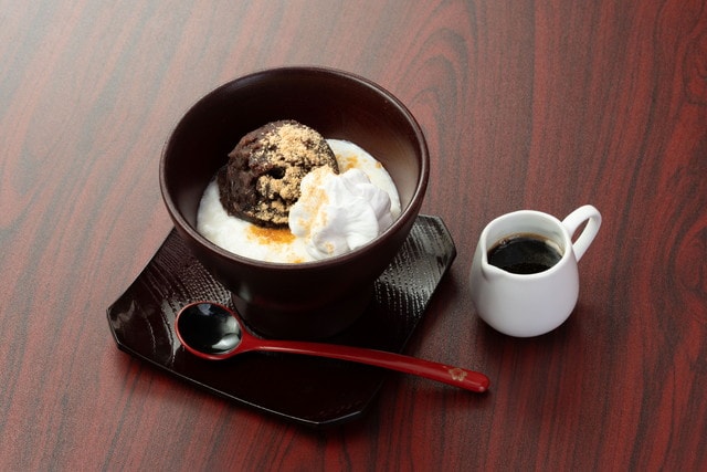 ちろりん村「あずきヨーグルトクリームきな粉」