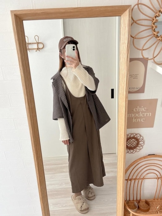 しまむら「ストレッチジャンパースカート」