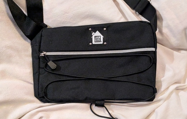 からあげクン ショルダーバッグ