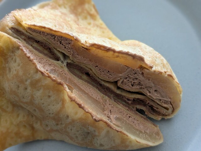 ショコラと洋梨のクレープ