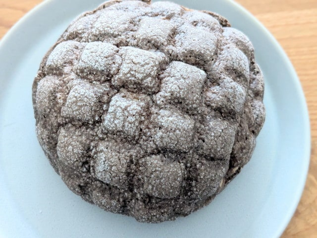 ヘーゼルナッツのショコラメロンパン